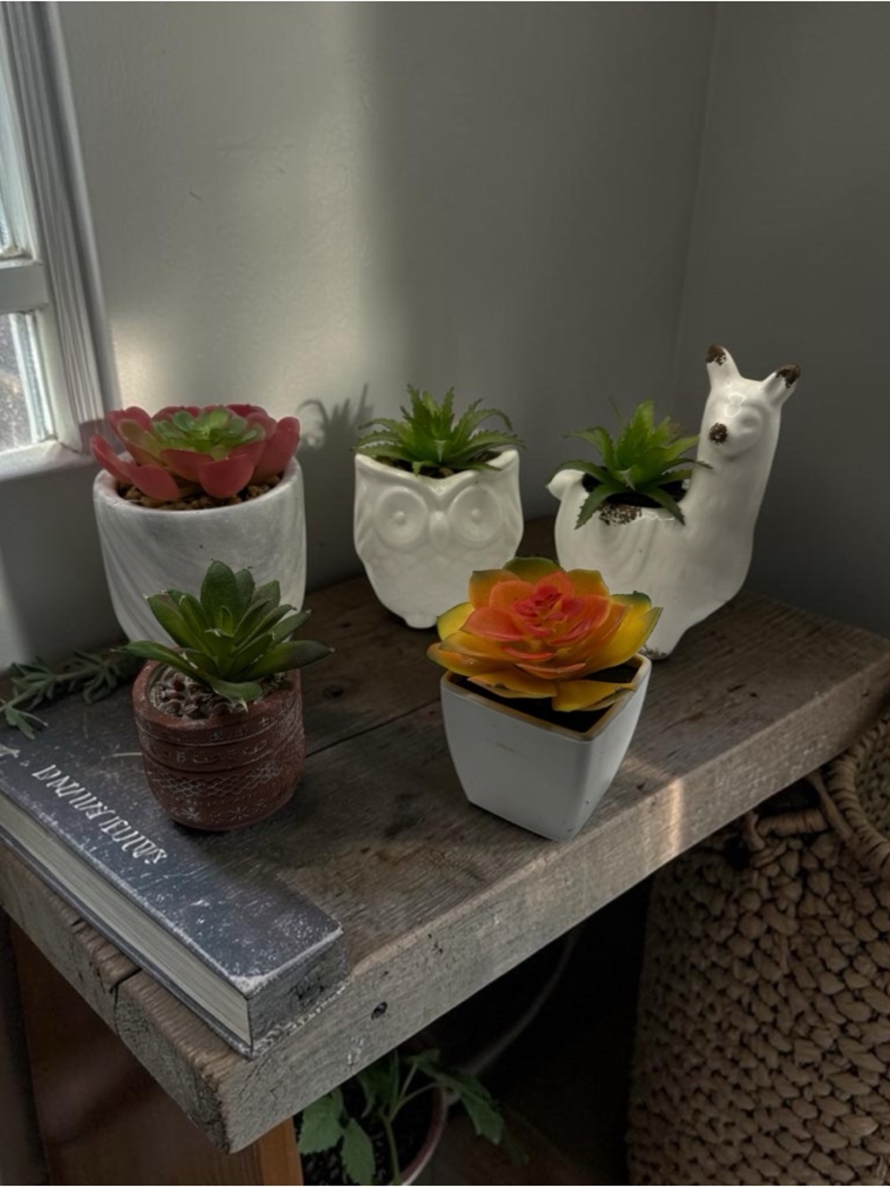 Lot of 5 Home Decor Items